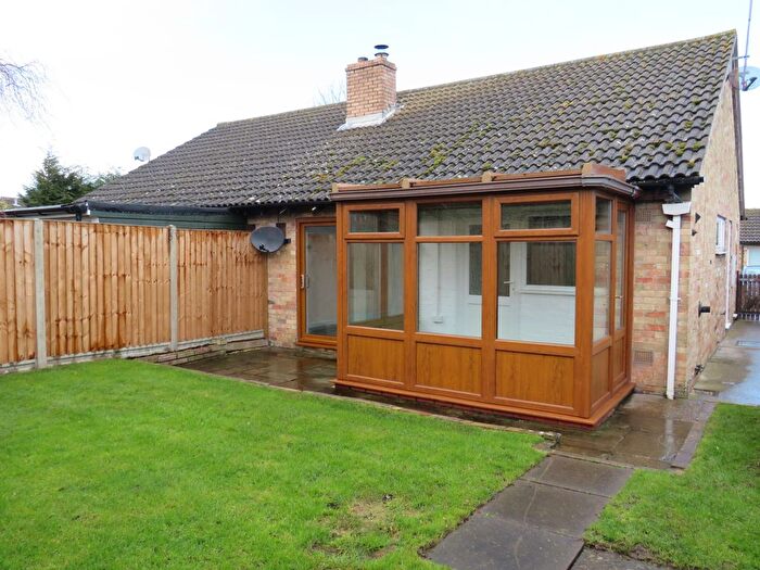 2 Bedroom Bungalow To Rent In The Orchard, Ashley, Newmarket, CB8