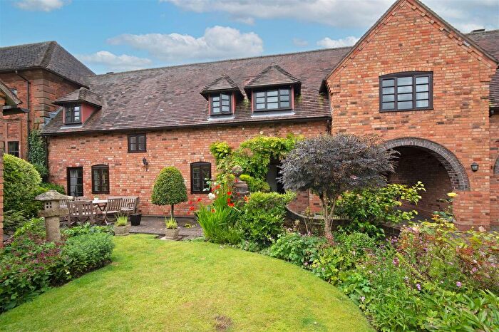 4 Bedroom Barn Conversion For Sale In Ox Leys Road, Sutton Coldfield, B75
