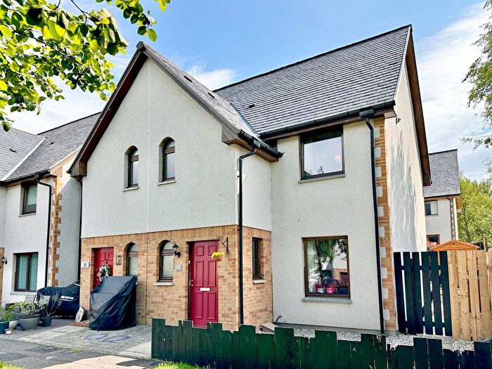 2 Bedroom End Terrace House For Sale In Inshes Mews, Inverness, IV2