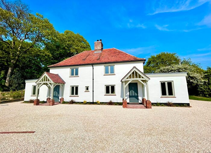 3 Bedroom Semi-Detached House To Rent In Courtwick Lane, Littlehampton, BN17