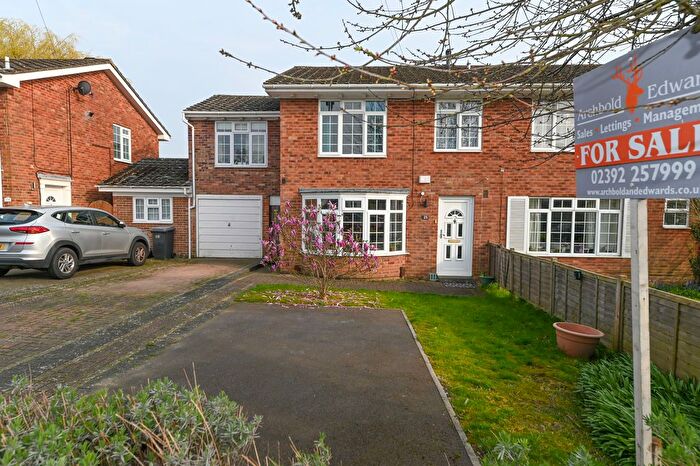 4 Bedroom Semi-Detached House For Sale In Hilda Gardens, Denmead, PO7