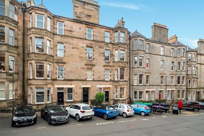 2 Bedroom Apartment For Sale In Montpelier Park, Bruntsfield, Edinburgh, EH10