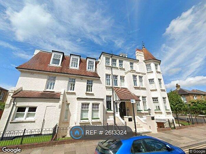 1 Bedroom Flat To Rent In Alexandra Road, Southend-On-Sea, SS1