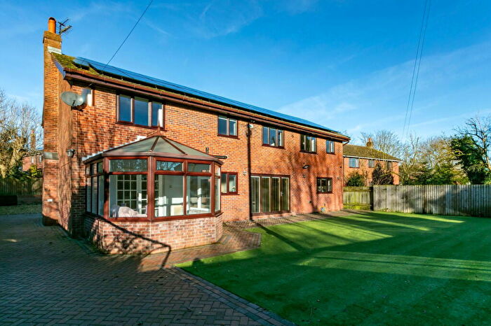 5 Bedroom Detached House For Sale In Smithy Close, Stalmine, Poulton-le-Fylde, FY6