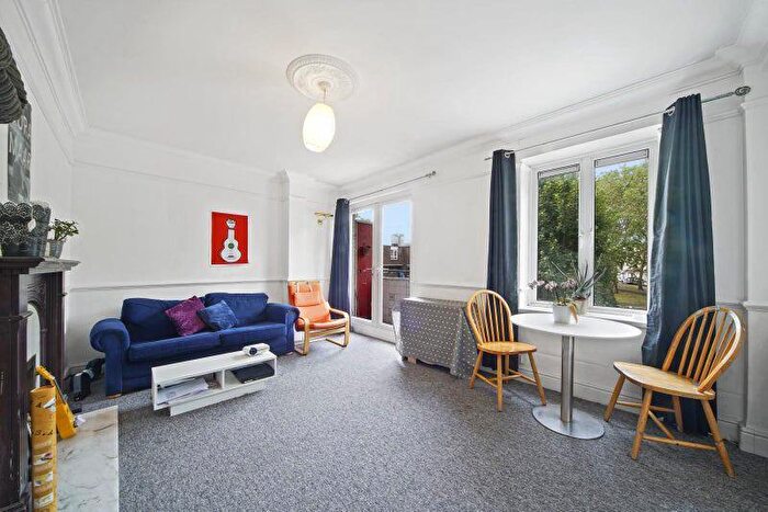 4 Bedroom Flat To Rent In Godwin Court, Crowndale Road, Mornington Crescent, NW1