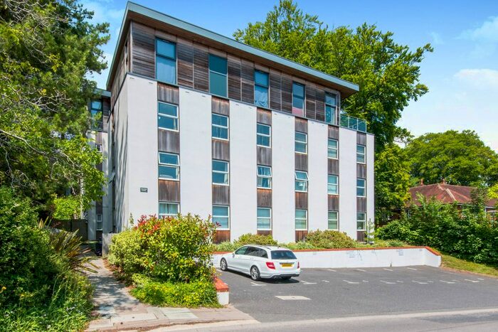 2 Bedroom Flat To Rent In Sparkford Road, Winchester SO22