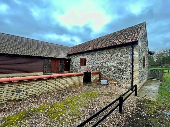 4 Bedroom Barn Conversion To Rent In Black Dyke Road, Hockwold, Thetford, IP26