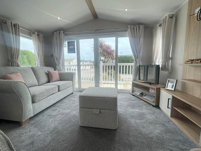 2 Bedroom Park Home For Sale In Braunton Road, Ashford, Barnstaple, EX31
