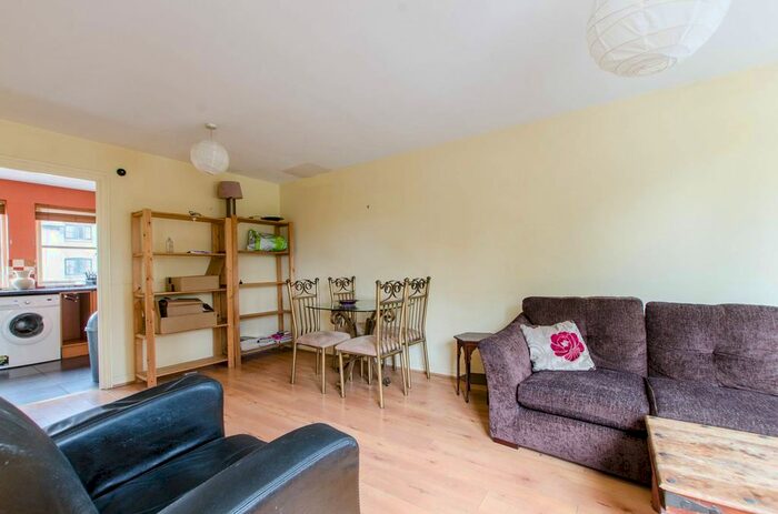 3 Bedroom Terraced House To Rent In Parnell Road, Bow, London, E3