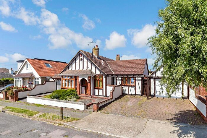 4 Bedroom Chalet For Sale In Sunnyhill Road, Herne Bay, Kent, CT6