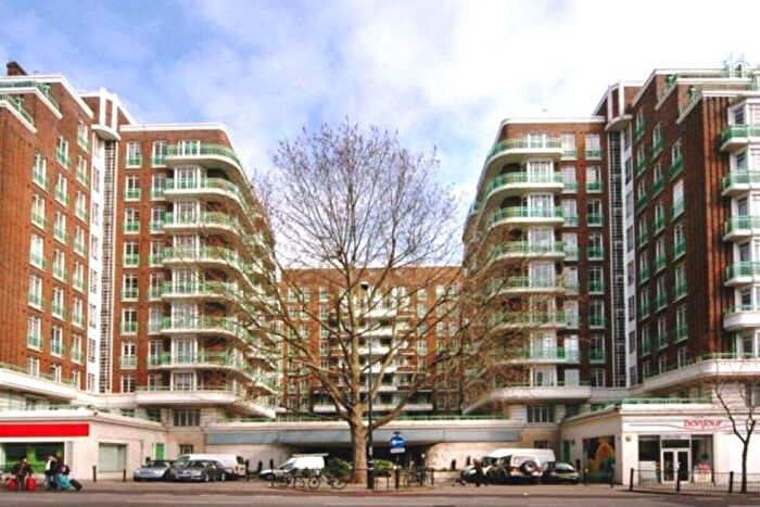 3 Bedroom Flat To Rent In Gloucester Place, Marylebone, NW1