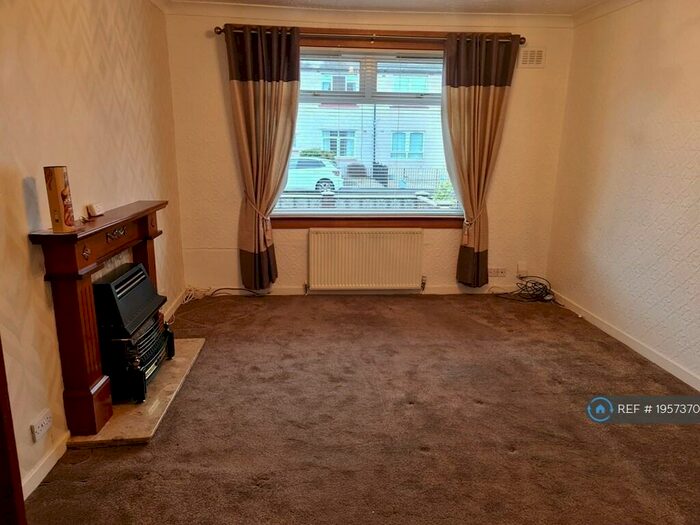 2 Bedroom Flat To Rent In Stark Avenue, Camelon, Falkirk, FK1