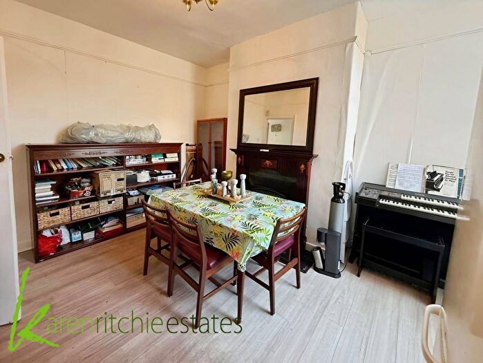 3 Bedroom Terraced House For Sale In Bennetts Lane, Smithills, BL1