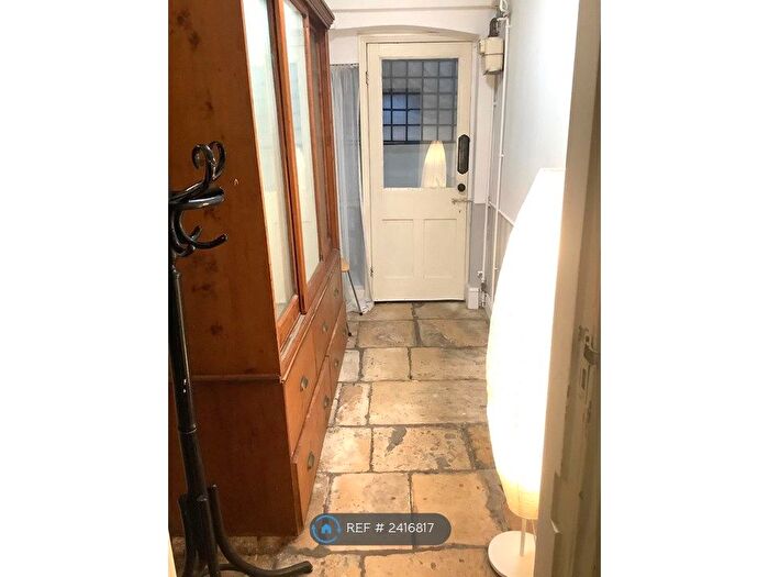 1 Bedroom Flat To Rent In London Road, Cheltenham, GL52