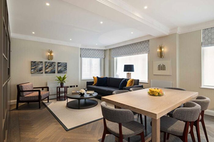 3 Bedroom Flat To Rent In Park Lane, Mayfair, W1K
