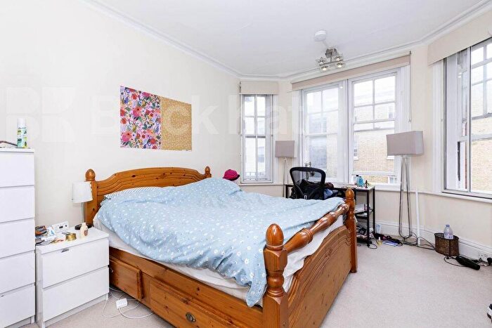 3 Bedroom Flat For Sale In Melcombe Court, Dorset Square, Baker Street, NW1