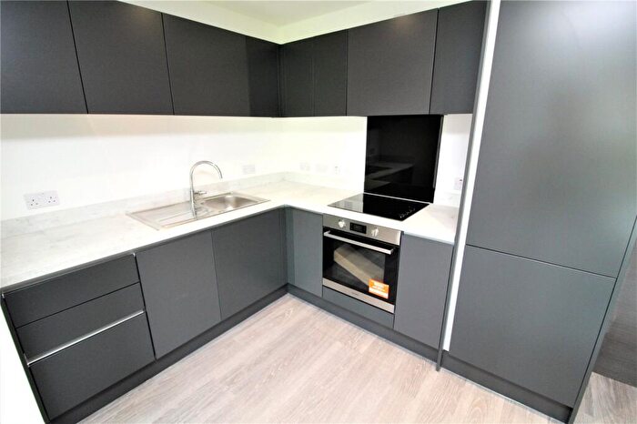 2 Bedroom Flat To Rent In Downtown, Woden Street, Salford, Greater Manchester, M5