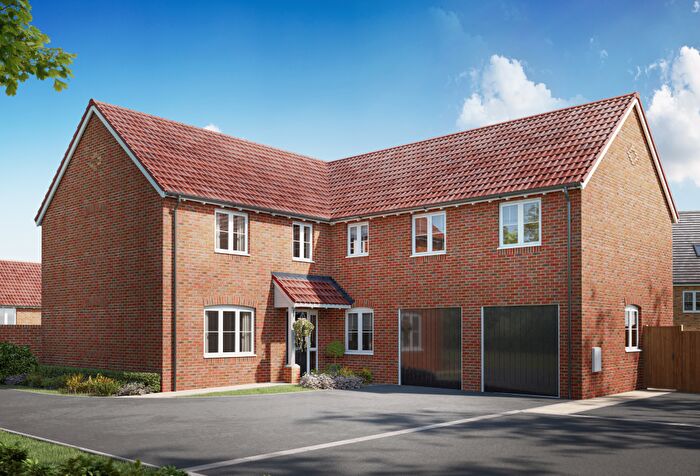5 Bedroom Detached House For Sale In Tillet Way, Norwich, Norfolk, NR13