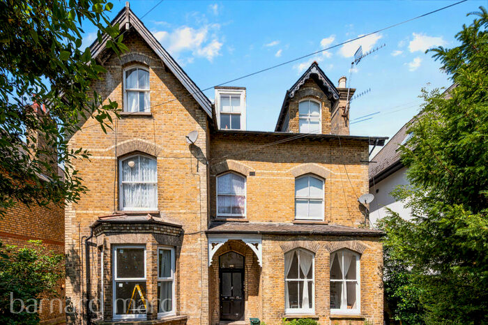 1 Bedroom Apartment To Rent In Woodside Road, Sutton, SM1