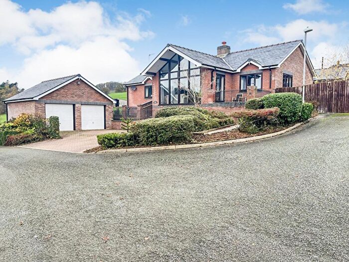 3 Bedroom Detached Bungalow For Sale In Gwel Yr Afon, Pen-Y-Bont, Oswestry, SY10