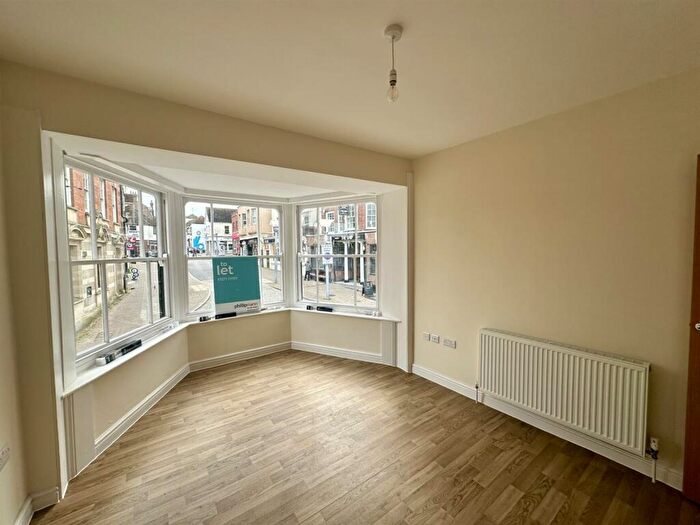 2 Bedroom Flat To Rent In Bridge Street, Newhaven, BN9