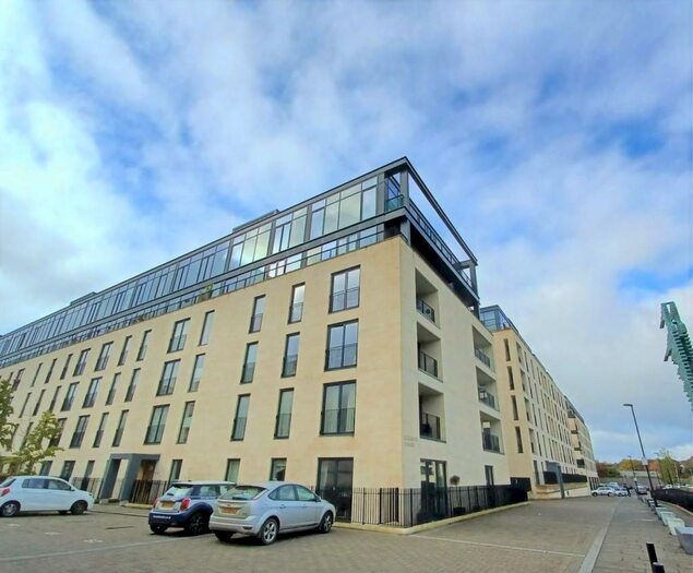 2 Bedroom Apartment To Rent In Leopold House, BA2