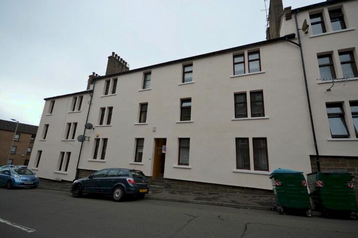 2 Bedroom Flat To Rent In Benvie Road, West End, Dundee, DD2