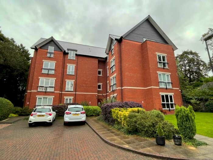 3 Bedroom Apartment To Rent In New Hawthorne Gardens, Mossley Hill, L18