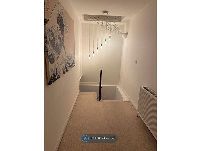 2 Bedroom Terraced House To Rent In Rheidol Mews, London, N1