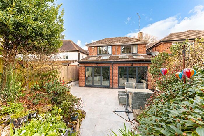 4 Bedroom Property For Sale In Cannon Park Road, Coventry, CV4