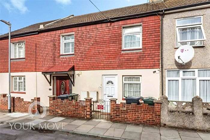 2 Bedroom Terraced House To Rent In Broomfield Road, Swanscombe, Kent, DA10