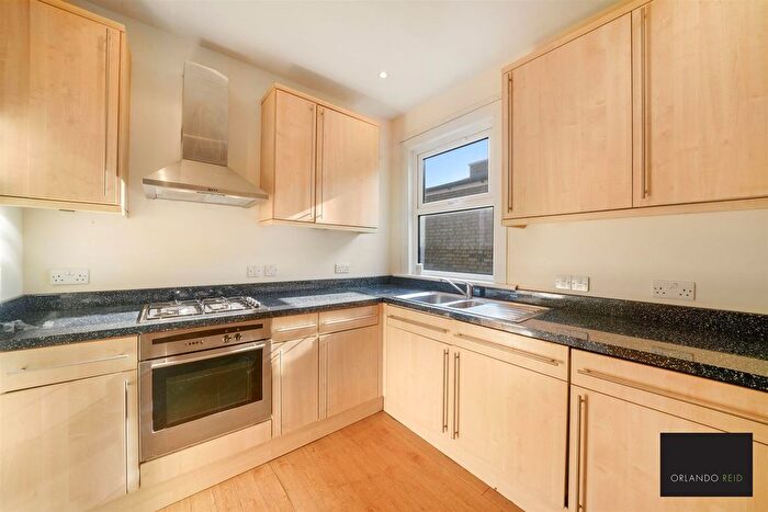 2 Bedroom Flat To Rent In John Ruskin Street, London, SE5