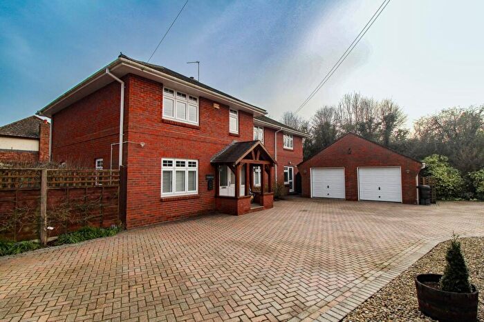 4 Bedroom Detached House For Sale In Newton Road, Sturminster Marshall, Wimborne, BH21