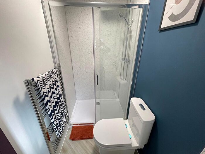 1 Bedroom Studio To Rent In Clarendon Road, Luton, Bedfordshire, LU2