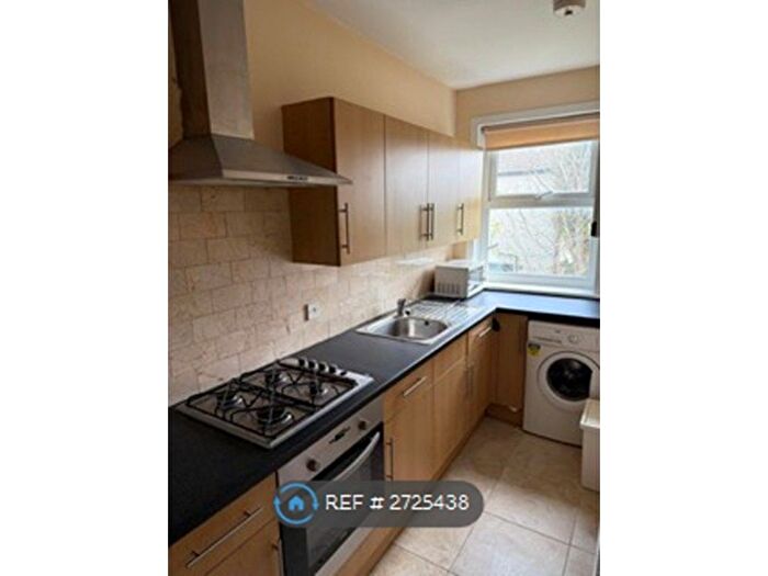 2 Bedroom Flat To Rent In Downhills Park Road, London, N17