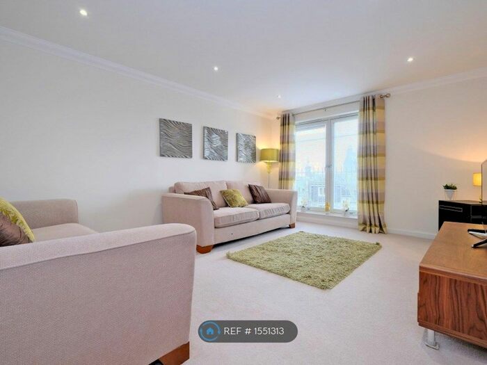 2 Bedroom Flat To Rent In Broomhill Road, Aberdeen, AB10