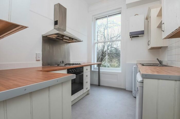 2 Bedroom Flat To Rent In Kidbrooke Park Road, London, SE3