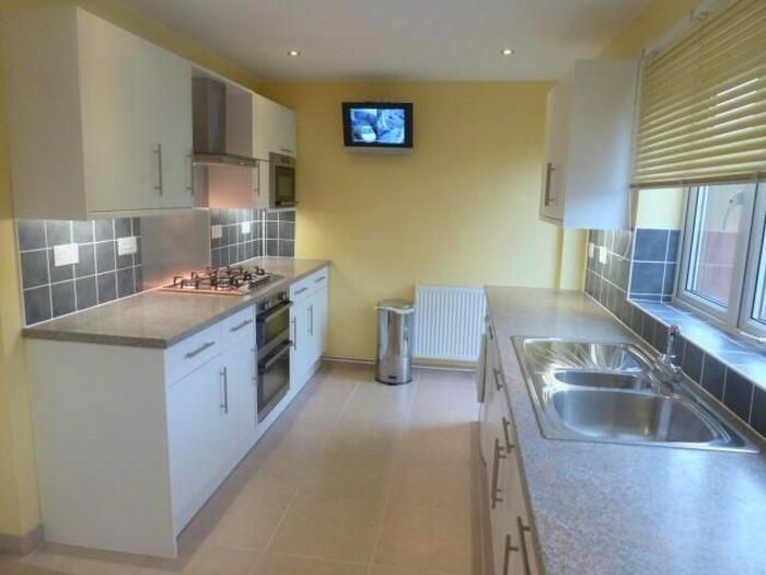 3 Bedroom Property To Rent In Prince Regents Close, Brighton, BN2