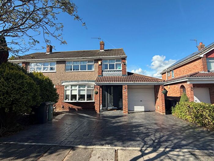 3 Bedroom Semi-Detached House For Sale In Kesteven Road, Hartlepool, TS25
