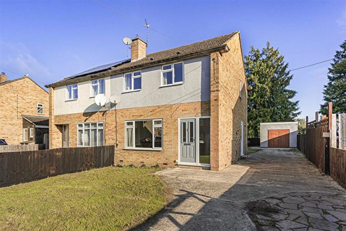 3 Bedroom Semi-Detached House For Sale In Forge Place, Fritwell, Bicester, OX27