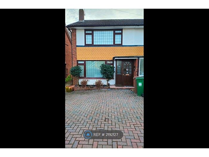3 Bedroom Semi-Detached House To Rent In Chudleigh Gardens, Sutton, SM1