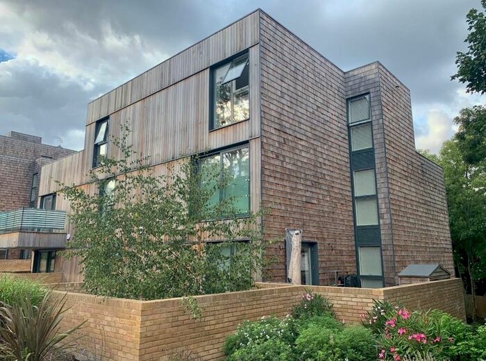 2 Bedroom Flat To Rent In Churchwood Gardens, Forest Hill, London, SE23