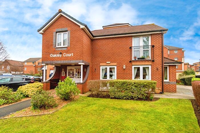1 Bedroom Flat For Sale In Oakley Court, Southampton, SO16