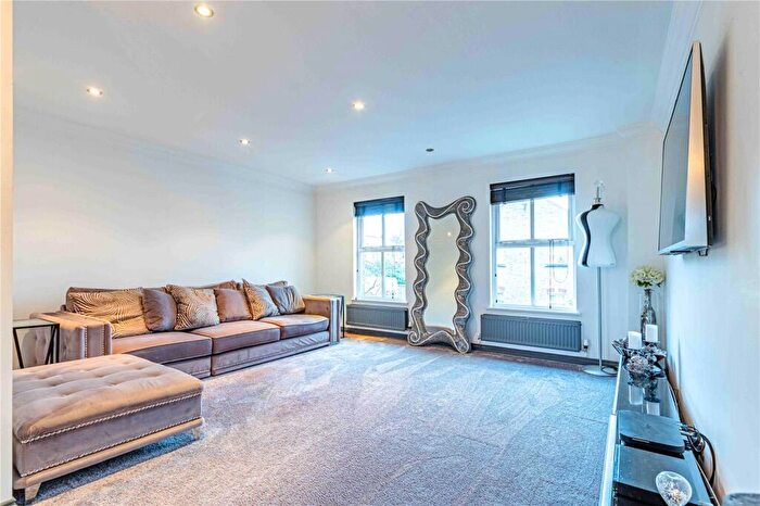3 Bedroom Terraced House For Sale In McDougall Road, Berkhamsted, Hertfordshire, HP4