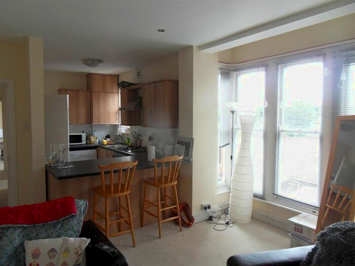 2 Bedroom Flat To Rent In Lewisham High Street, Lewisham, London SE13