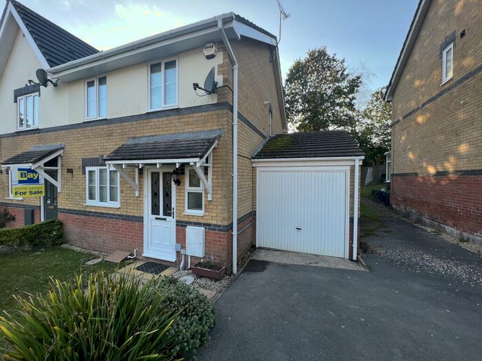 3 Bedroom End Of Terrace House To Rent In Byron Way, Killay, SA2