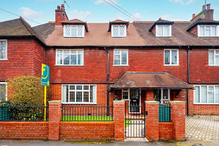 5 Bedroom House To Rent In West Byfleet, West Byfleet, KT14