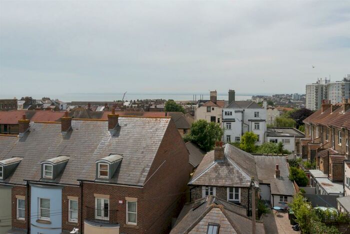 1 Bedroom Flat To Rent In Albion Road, Ramsgate, CT11
