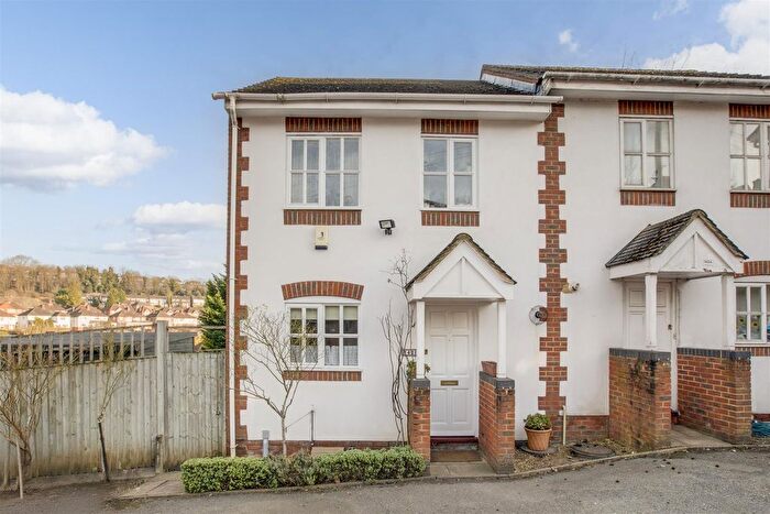 2 Bedroom Semi Detached House For Sale In Totteridge Road, High Wycombe, HP13