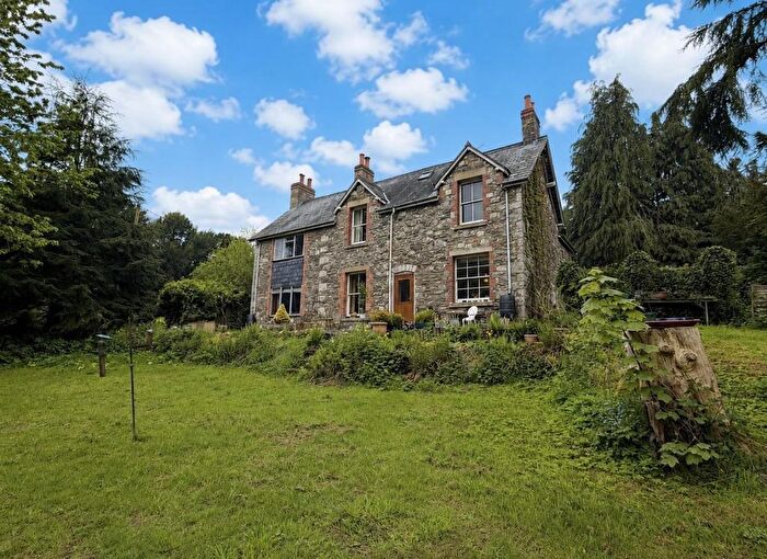 6 Bedroom Detached House For Sale In Moelfre, Oswestry, SY10
